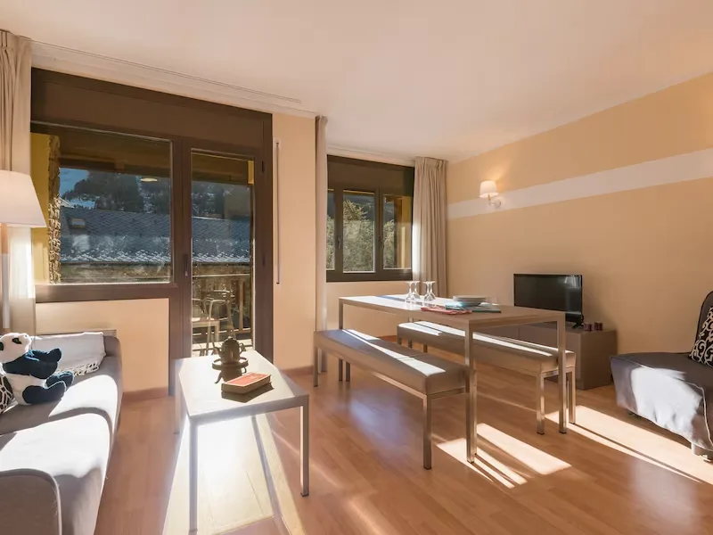 1 Bedroom Apartments