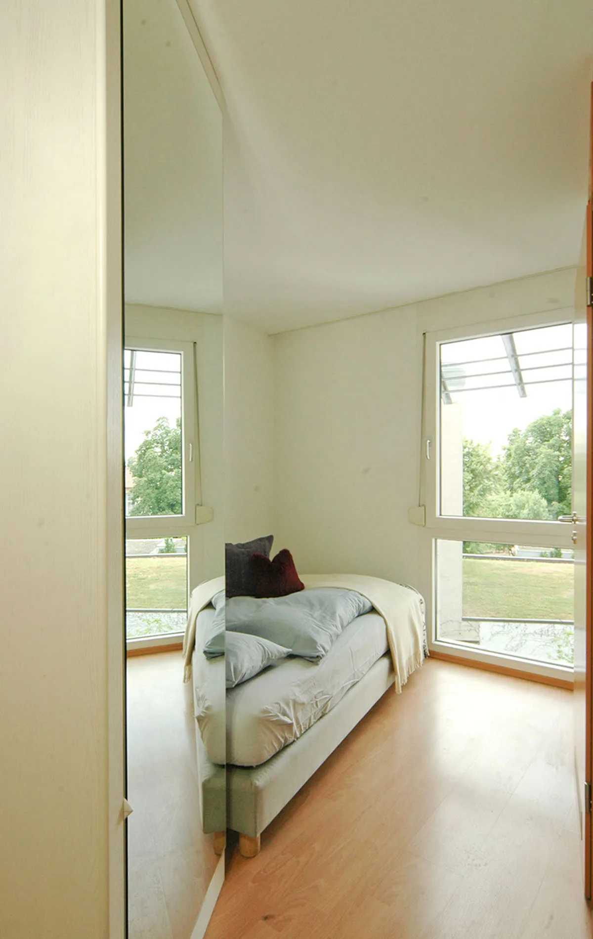 Premium Amenities & Services