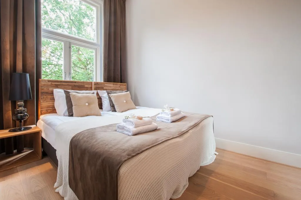 Studios and 1 Bedroom apartments