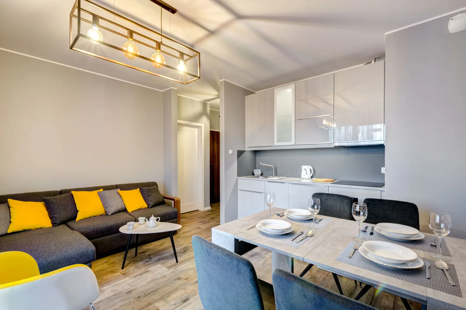Spacious 1 Bedroom apartments
