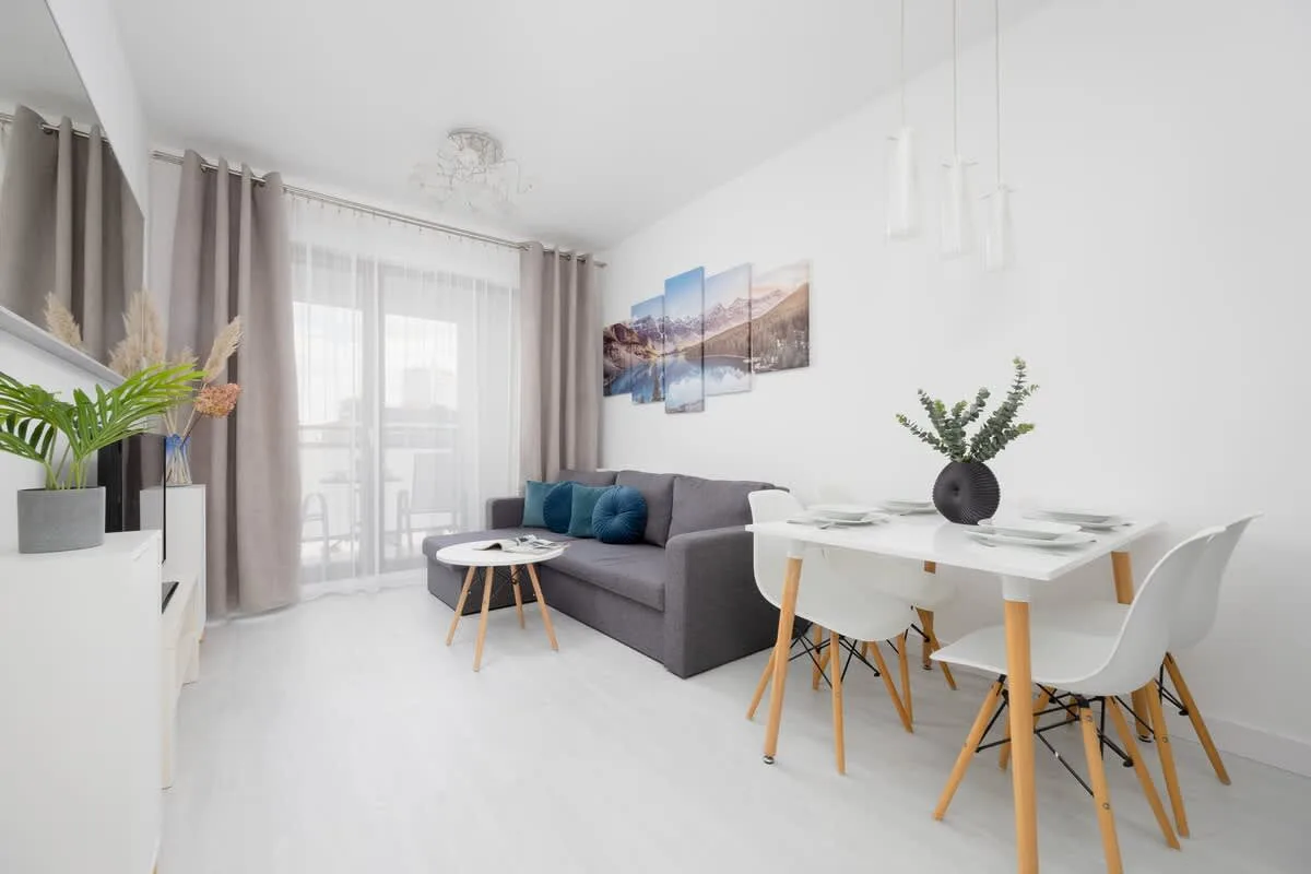 1-Bedroom Apartments