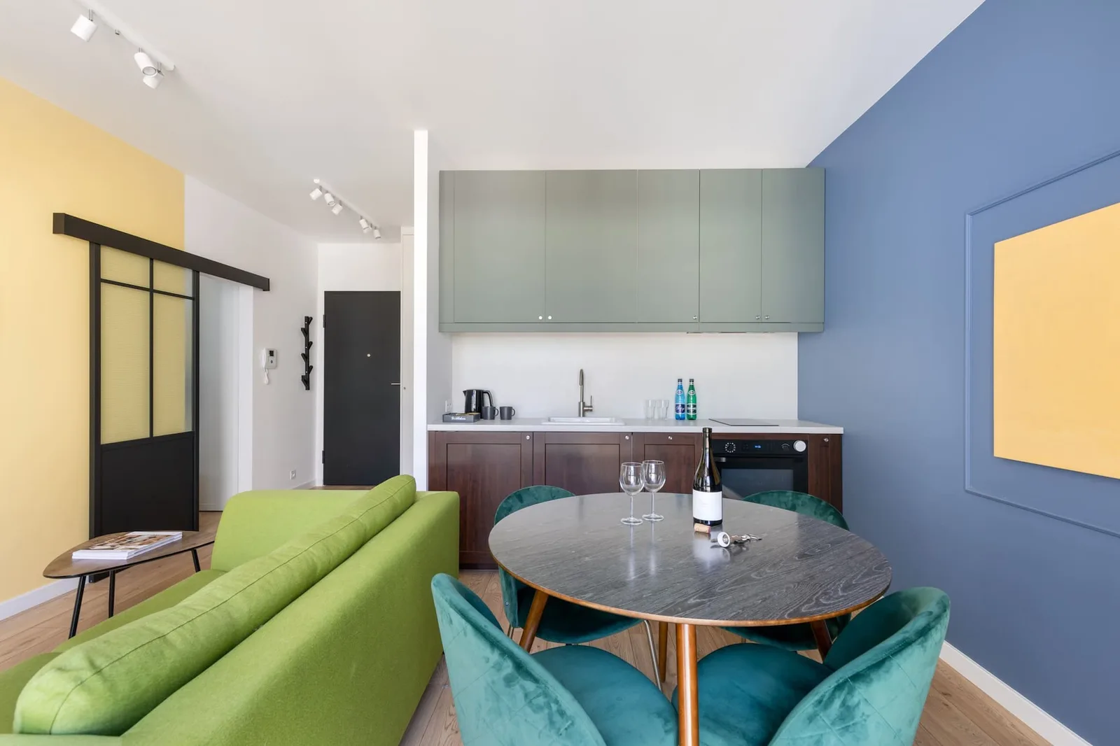 Cozy 1-Bedroom units