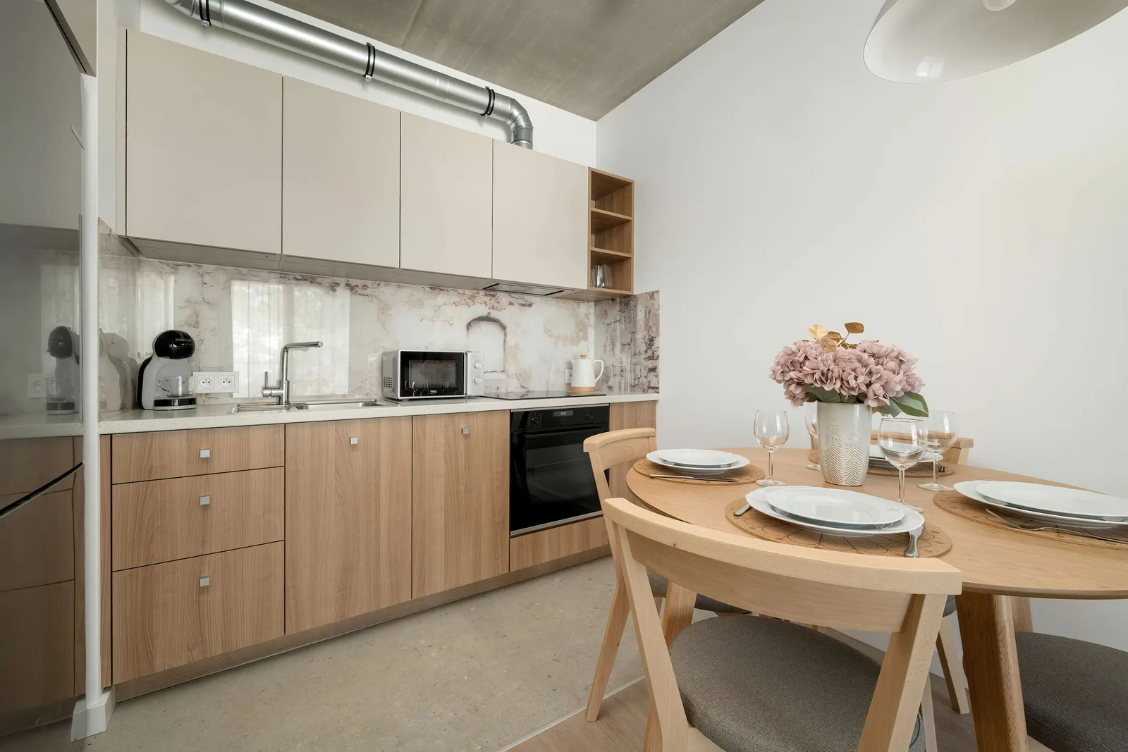Elegant 1-Bedroom Apartments