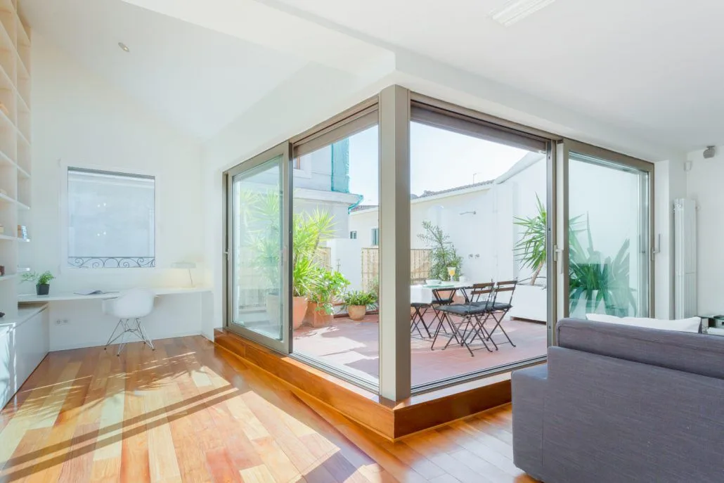 Spacious 3-Bedroom Apartments with Terrace