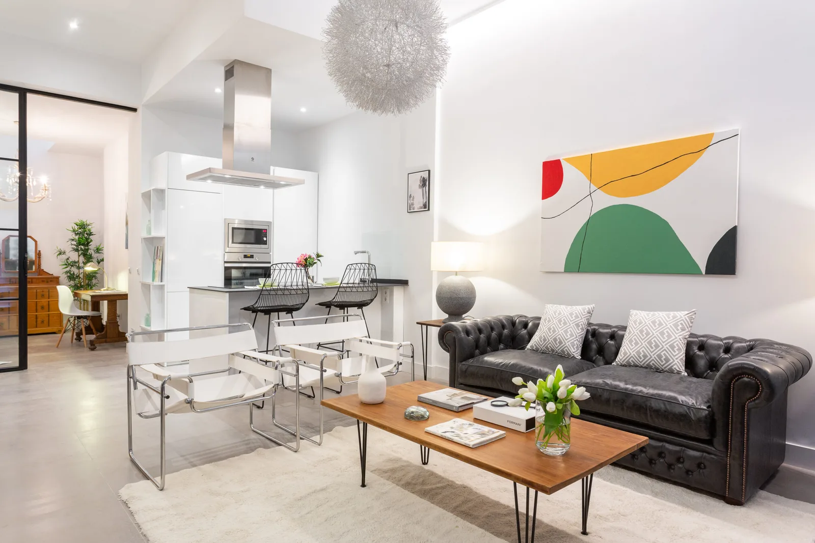 Open-plan layout